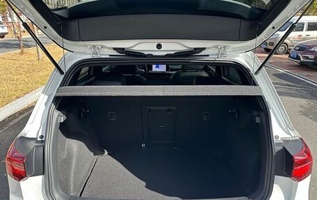 Volkswagen Golf VIII, 2021 год, 1 299 111 рублей, 19 фотография