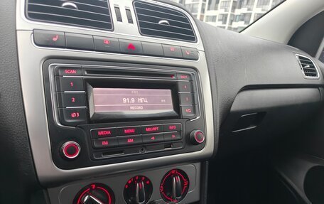 Volkswagen Polo VI (EU Market), 2013 год, 549 000 рублей, 19 фотография