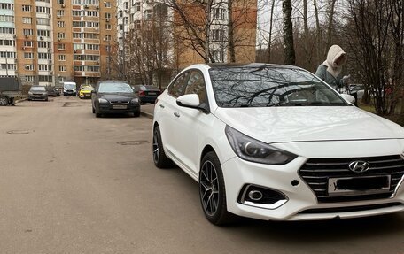 Hyundai Solaris II рестайлинг, 2019 год, 1 100 000 рублей, 17 фотография