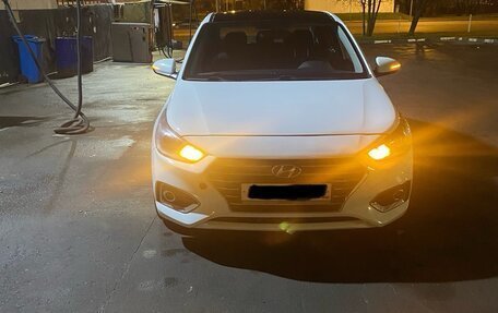 Hyundai Solaris II рестайлинг, 2019 год, 1 100 000 рублей, 21 фотография