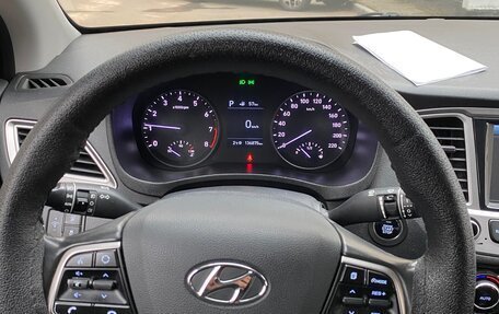 Hyundai Solaris II рестайлинг, 2019 год, 1 100 000 рублей, 28 фотография