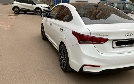 Hyundai Solaris II рестайлинг, 2019 год, 1 100 000 рублей, 23 фотография