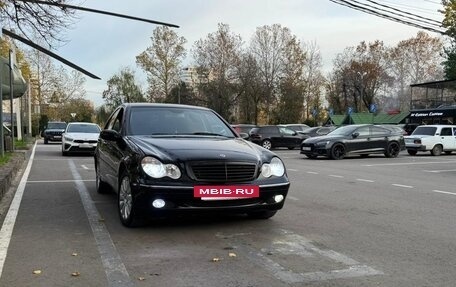 Mercedes-Benz C-Класс, 2003 год, 560 000 рублей, 3 фотография