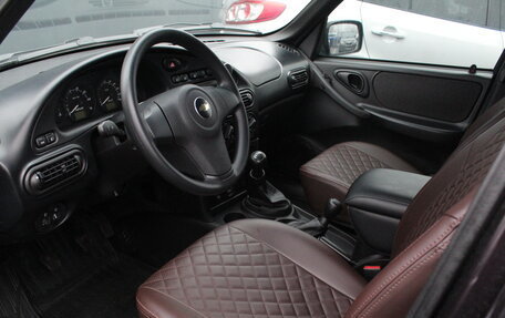 Chevrolet Niva I рестайлинг, 2017 год, 925 000 рублей, 6 фотография