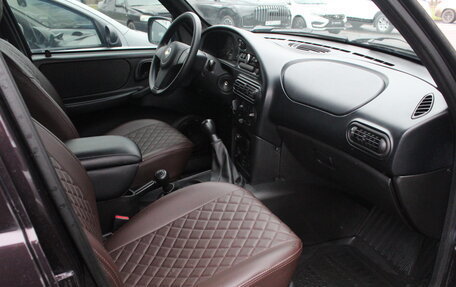 Chevrolet Niva I рестайлинг, 2017 год, 925 000 рублей, 5 фотография