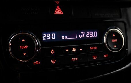 Mitsubishi Outlander III рестайлинг 3, 2012 год, 1 420 000 рублей, 15 фотография