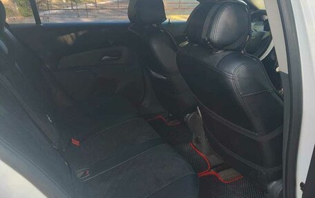 Chevrolet Cruze II, 2010 год, 630 000 рублей, 5 фотография