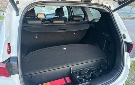 Hyundai Santa Fe IV, 2018 год, 2 997 000 рублей, 21 фотография