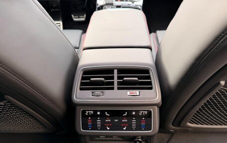 Audi RS 6, 2025 год, 24 490 000 рублей, 14 фотография