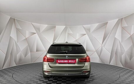 BMW 3 серия, 2018 год, 2 397 000 рублей, 4 фотография