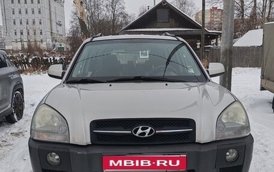 Hyundai Tucson III, 2006 год, 730 000 рублей, 1 фотография