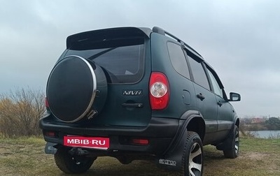 Chevrolet Niva I рестайлинг, 2003 год, 499 000 рублей, 1 фотография