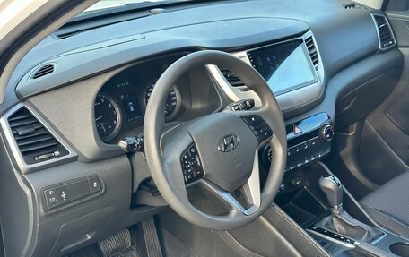 Hyundai Tucson III, 2016 год, 1 850 000 рублей, 17 фотография