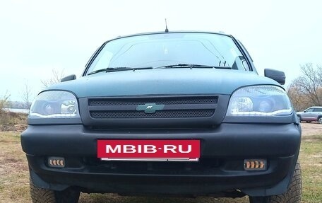 Chevrolet Niva I рестайлинг, 2003 год, 499 000 рублей, 10 фотография