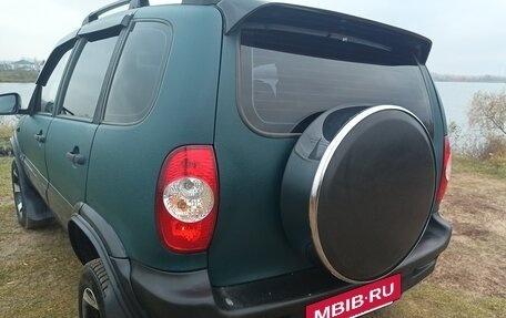 Chevrolet Niva I рестайлинг, 2003 год, 499 000 рублей, 13 фотография