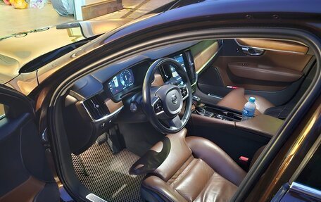 Volvo S90 II рестайлинг, 2019 год, 2 750 000 рублей, 7 фотография