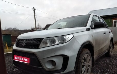 Suzuki Vitara II рестайлинг, 2021 год, 1 700 000 рублей, 2 фотография