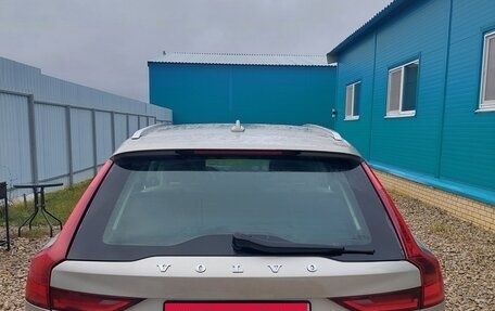 Volvo V90 Cross Country I рестайлинг, 2017 год, 2 190 000 рублей, 6 фотография