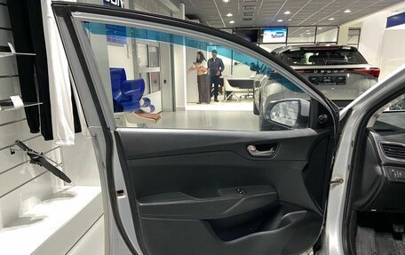 Hyundai Solaris II рестайлинг, 2018 год, 985 000 рублей, 23 фотография