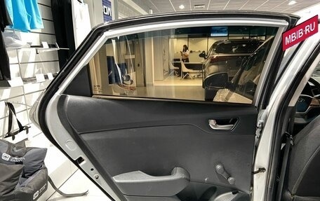 Hyundai Solaris II рестайлинг, 2018 год, 985 000 рублей, 18 фотография