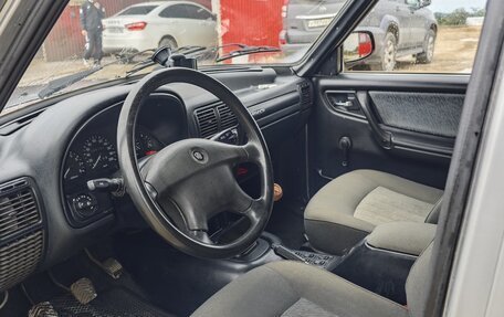 ГАЗ 31105 «Волга», 2004 год, 210 000 рублей, 7 фотография