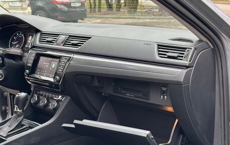 Skoda Superb III рестайлинг, 2016 год, 2 390 000 рублей, 12 фотография