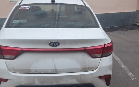 KIA Rio IV, 2018 год, 1 300 000 рублей, 5 фотография