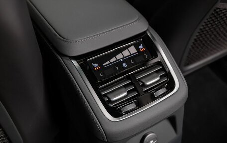 Volvo XC90 II рестайлинг, 2025 год, 13 400 000 рублей, 26 фотография