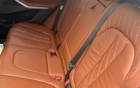 BMW X5, 2018 год, 7 300 000 рублей, 13 фотография