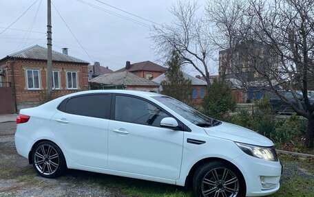 KIA Rio III рестайлинг, 2012 год, 1 100 000 рублей, 3 фотография