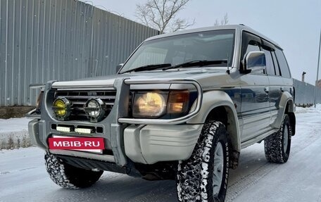 Mitsubishi Pajero III рестайлинг, 1995 год, 500 000 рублей, 2 фотография