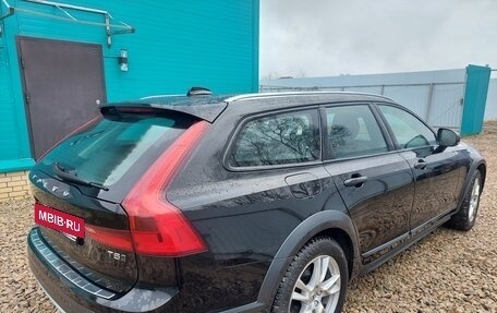 Volvo V90 Cross Country I рестайлинг, 2017 год, 3 500 000 рублей, 13 фотография