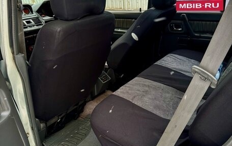 Mitsubishi Pajero III рестайлинг, 1995 год, 500 000 рублей, 26 фотография