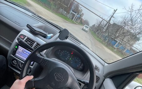 Nissan Cube II, 2001 год, 235 000 рублей, 3 фотография