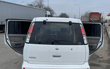 Nissan Cube II, 2001 год, 235 000 рублей, 6 фотография