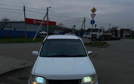 Nissan Cube II, 2001 год, 235 000 рублей, 2 фотография