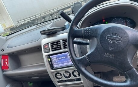 Nissan Cube II, 2001 год, 235 000 рублей, 17 фотография