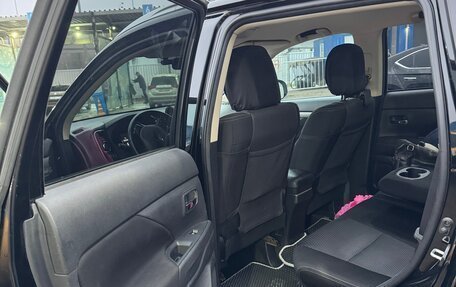 Mitsubishi Outlander III рестайлинг 3, 2018 год, 1 750 000 рублей, 10 фотография