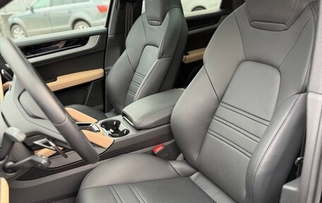 Porsche Cayenne III, 2023 год, 15 760 000 рублей, 12 фотография