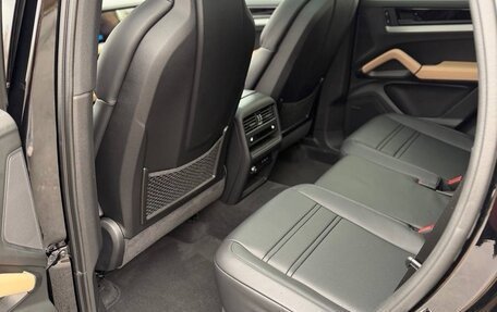 Porsche Cayenne III, 2023 год, 15 760 000 рублей, 16 фотография