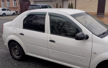 Renault Logan I, 2015 год, 320 000 рублей, 2 фотография