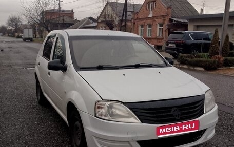 Renault Logan I, 2015 год, 320 000 рублей, 1 фотография