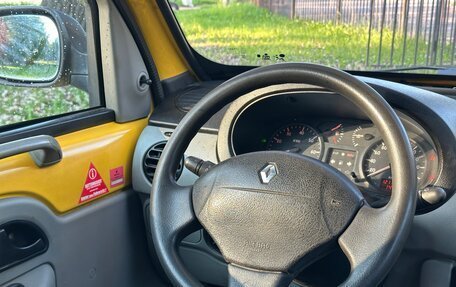 Renault Kangoo II рестайлинг, 2003 год, 245 000 рублей, 9 фотография