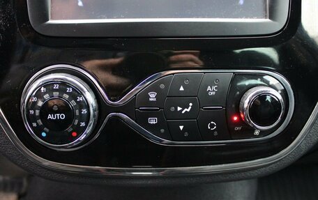 Renault Kaptur I рестайлинг, 2017 год, 1 419 000 рублей, 18 фотография