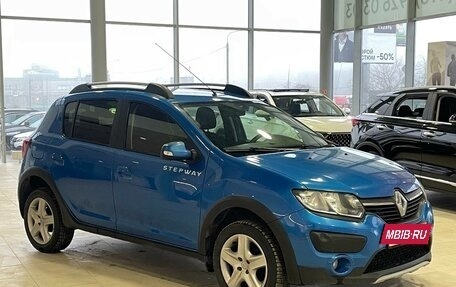 Renault Sandero II рестайлинг, 2017 год, 1 122 000 рублей, 2 фотография