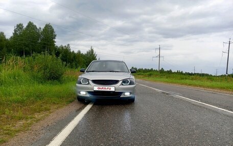 Hyundai Accent II, 2004 год, 350 000 рублей, 2 фотография