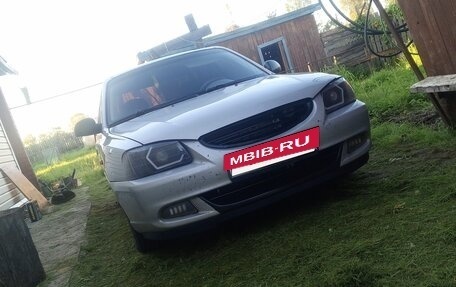 Hyundai Accent II, 2004 год, 350 000 рублей, 3 фотография