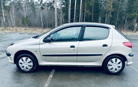 Peugeot 206, 2005 год, 269 999 рублей, 2 фотография