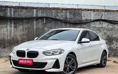 BMW 1 серия, 2022 год, 2 275 000 рублей, 1 фотография