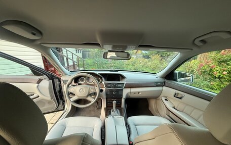 Mercedes-Benz E-Класс, 2011 год, 1 690 000 рублей, 19 фотография